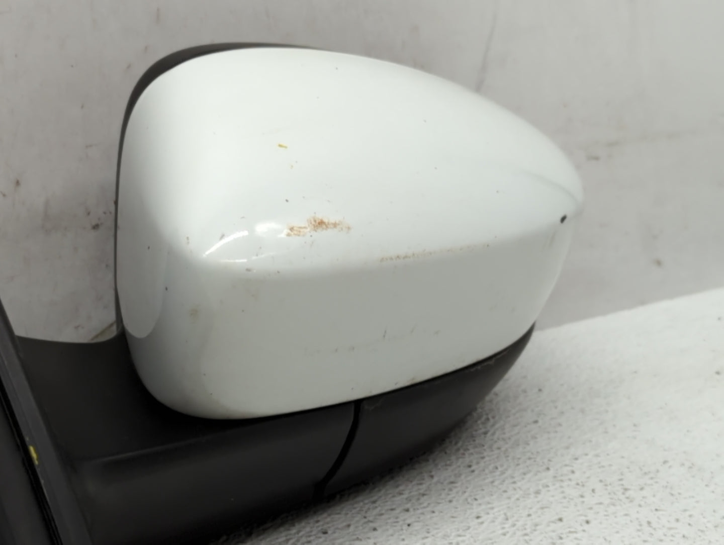 2015-2018 Volkswagen Jetta Driver Side View Mirror - Left Door Mirror OEM Used - Oemusedautoparts1.com