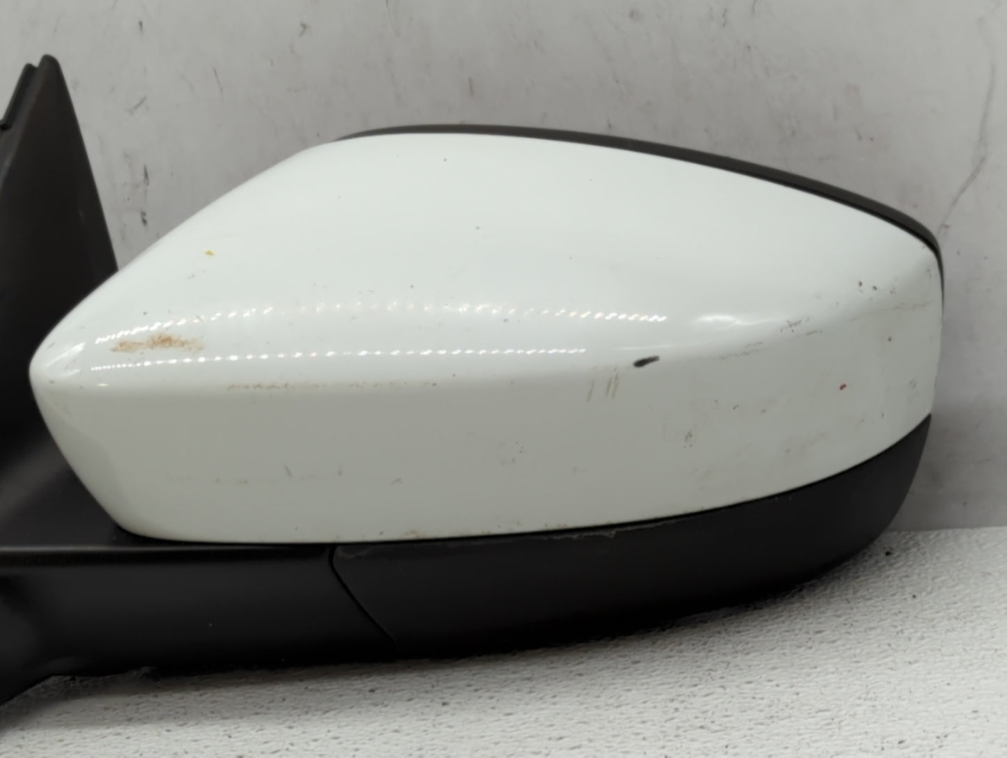 2015-2018 Volkswagen Jetta Driver Side View Mirror - Left Door Mirror OEM Used - Oemusedautoparts1.com