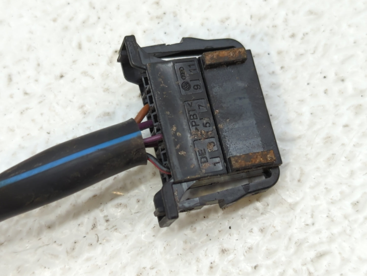 2015-2018 Volkswagen Jetta Driver Side View Mirror - Left Door Mirror OEM Used - Oemusedautoparts1.com