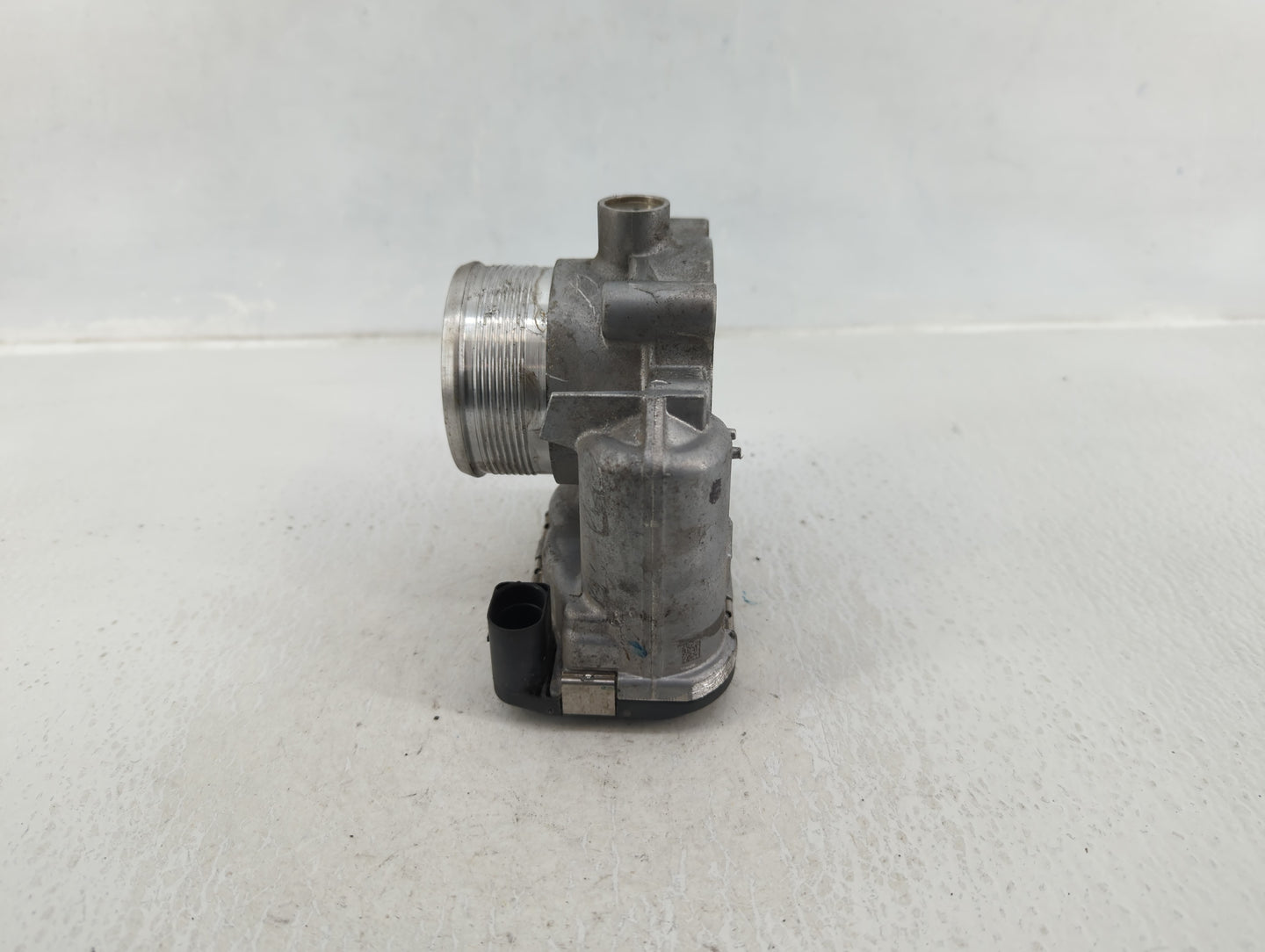 2018 Volkswagen Jetta Throttle Body P/N:06K 133 062 AA Fits OEM Used Auto Parts - Oemusedautoparts1.com
