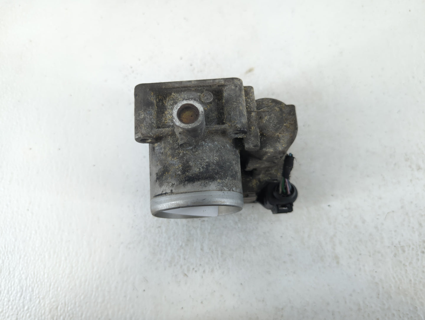 2013-2018 Volkswagen Jetta Throttle Body Fits Fits 2013 2014 2015 2016 2017 2018 OEM Used Auto Parts - Oemusedautoparts1.com