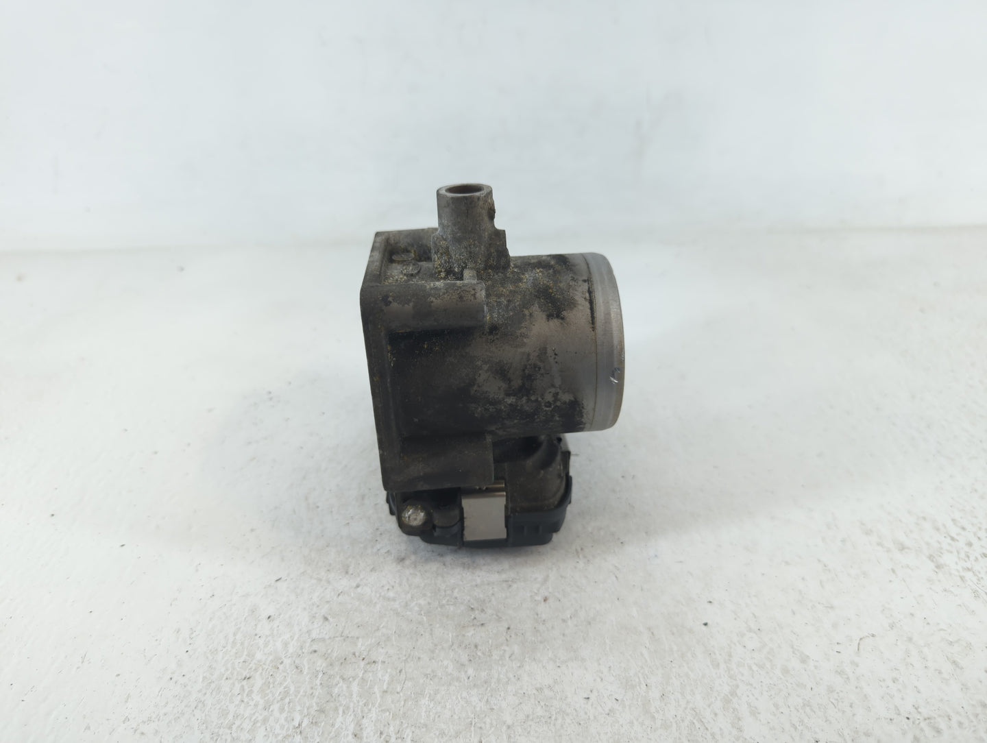 2013-2018 Volkswagen Jetta Throttle Body Fits Fits 2013 2014 2015 2016 2017 2018 OEM Used Auto Parts - Oemusedautoparts1.com