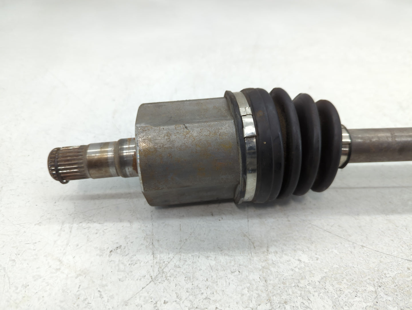2005-2018 Volkswagen Jetta Axle Shaft Front Driver Cv C/v 761542 - Oemusedautoparts1.com