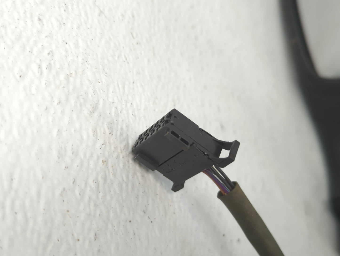 2015-2018 Volkswagen Jetta Driver Side View Mirror - Left Door Mirror OEM Used - Oemusedautoparts1.com