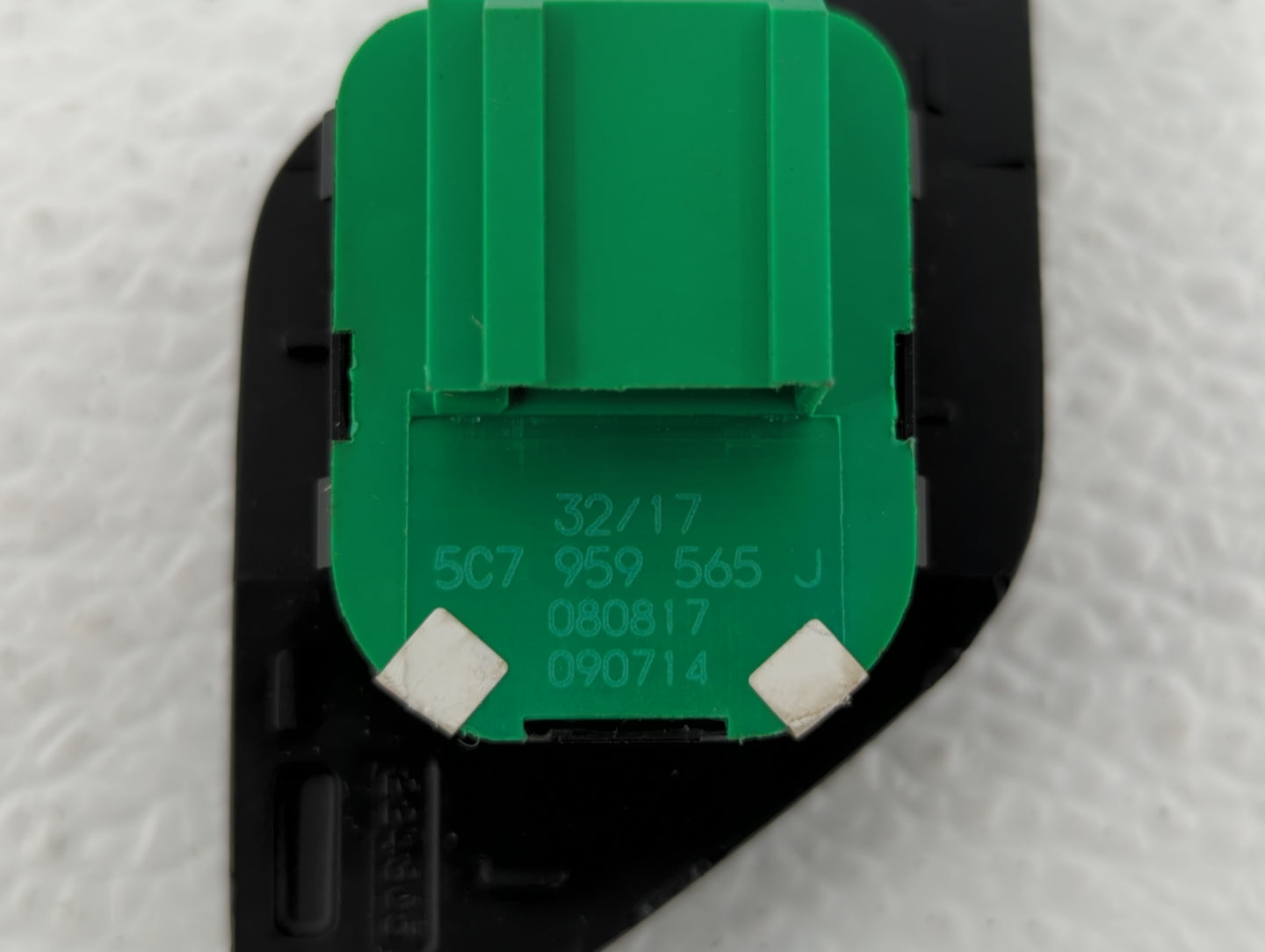 2018 Volkswagen Jetta Side Mirror Switch Knob Black - Oemusedautoparts1.com