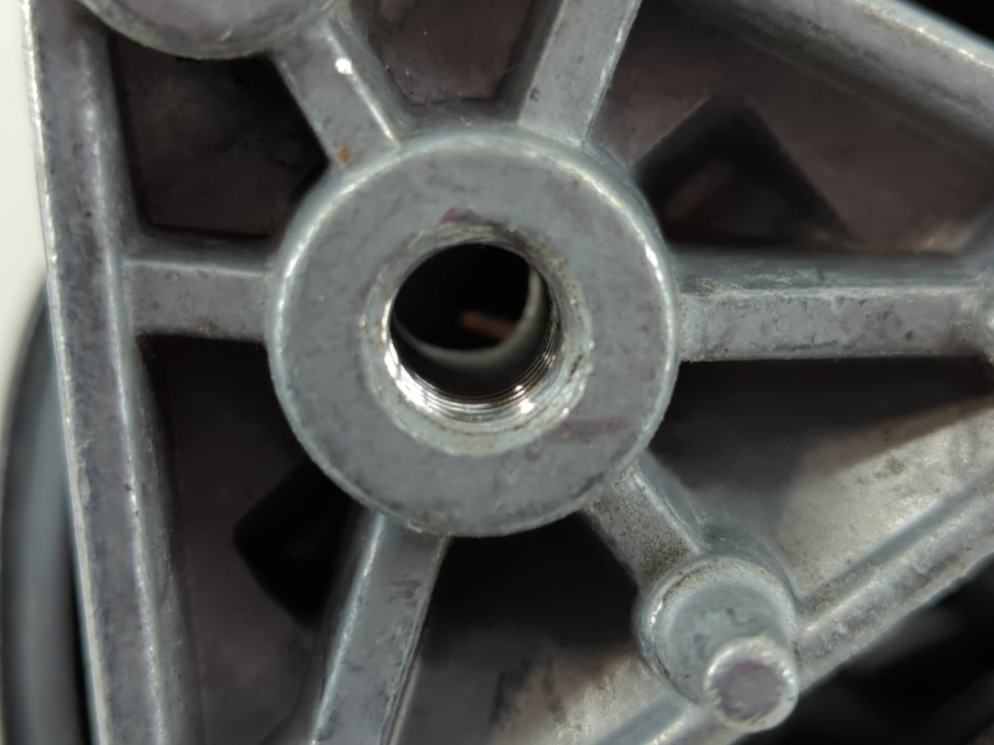 2016-2020 Volkswagen Passat Driver Side View Mirror - Left Door Mirror OEM Used - Oemusedautoparts1.com