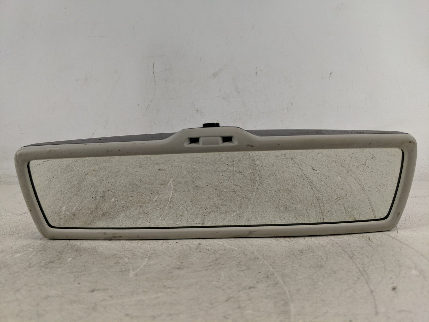 2016-2019 Volkswagen Passat Interior Rear View Mirror Replacement OEM P/N:E11026141 Fits Fits 2016 2017 2018 2019 OEM Used A