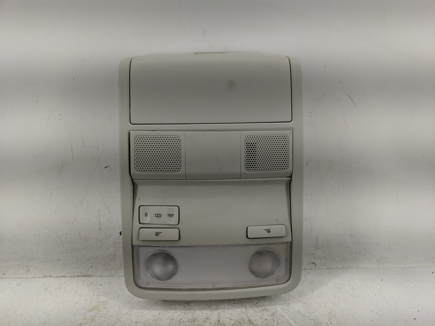 2016-2020 Volkswagen Passat Overhead Roof Console 1239571 - Oemusedautoparts1.com