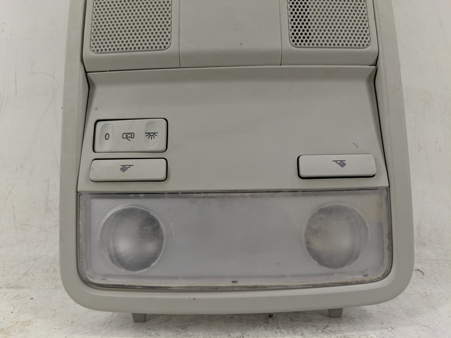 2016-2020 Volkswagen Passat Overhead Roof Console 1239571 - Oemusedautoparts1.com