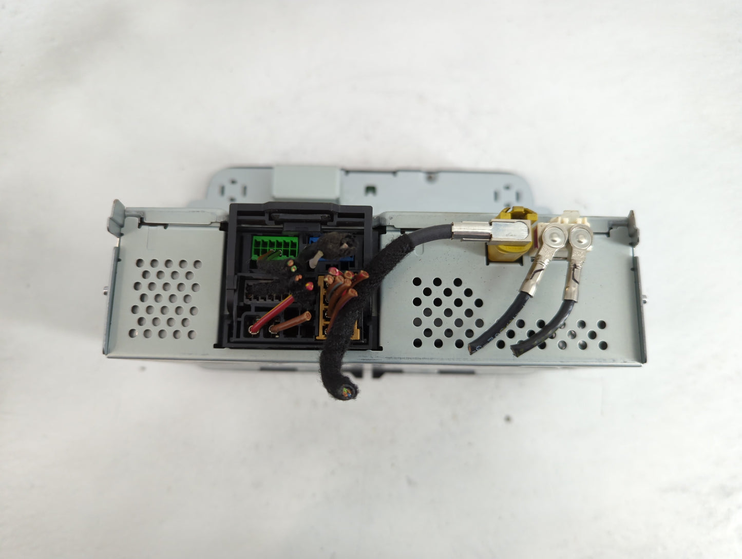 2018 Volkswagen Passat Radio AM FM Cd Player Receiver Replacement P/N:561 035 150 B Fits Fits 2019 OEM Used Auto Parts - Oem