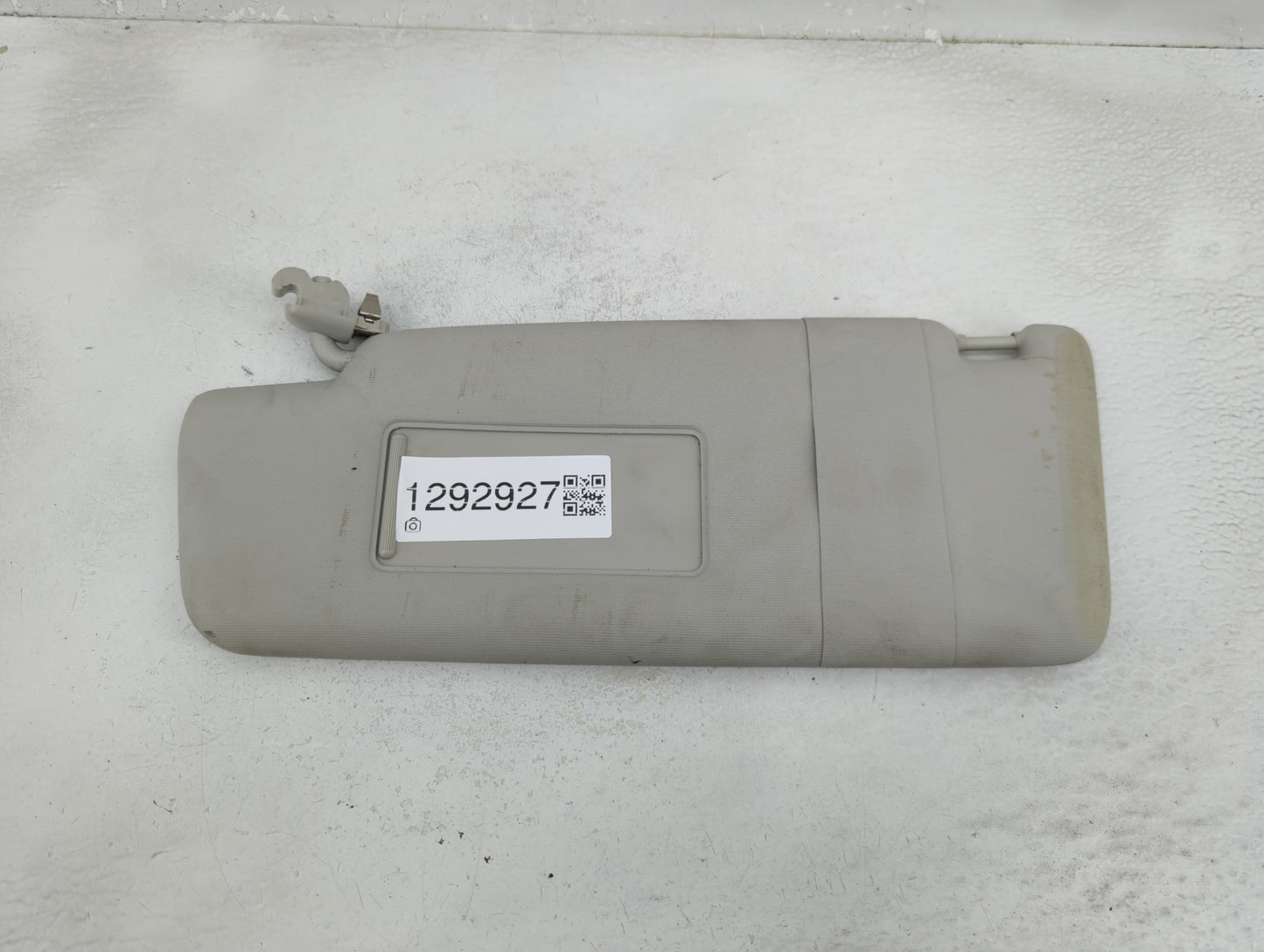 2018 Volkswagen Passat Sun Visor Shade Replacement Passenger Right Mirror Fits OEM Used Auto Parts - Oemusedautoparts1.com