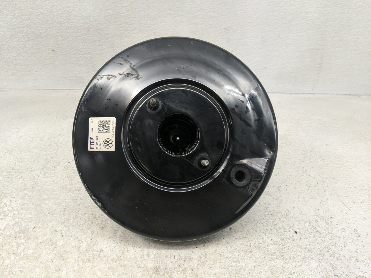 2013-2019 Volkswagen Passat Power Brake Booster Oem - Oemusedautoparts1.com