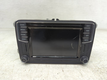 2016-2018 Volkswagen Passat Radio AM FM Cd Player Receiver Replacement P/N:5C0035684D Fits Fits 2016 2017 2018 OEM Used Auto