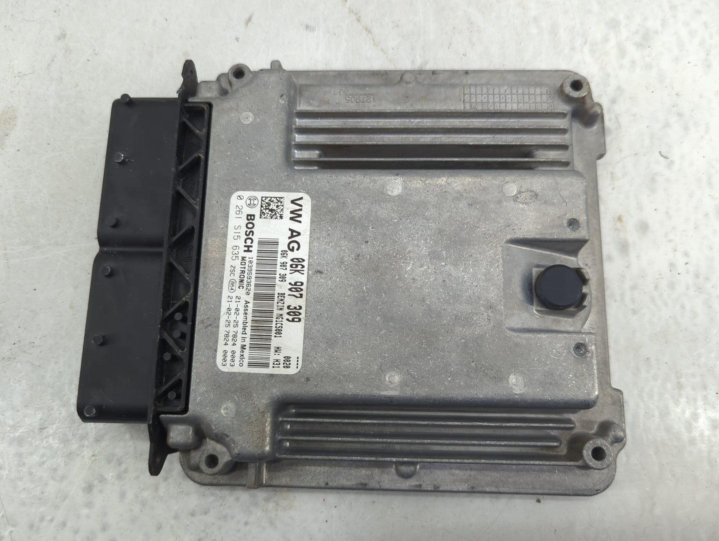 2018 Volkswagen Passat PCM Engine Control Computer ECU ECM PCU OEM P/N:06K907309 0261S15635, 1039593620 Fits OEM Used Auto P