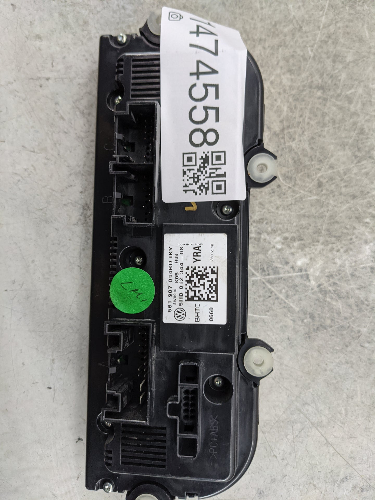 2016-2019 Volkswagen Passat Climate Control Module Temperature AC/Heater Replacement P/N:561907044BD 5HB01234408 Fits OEM Us