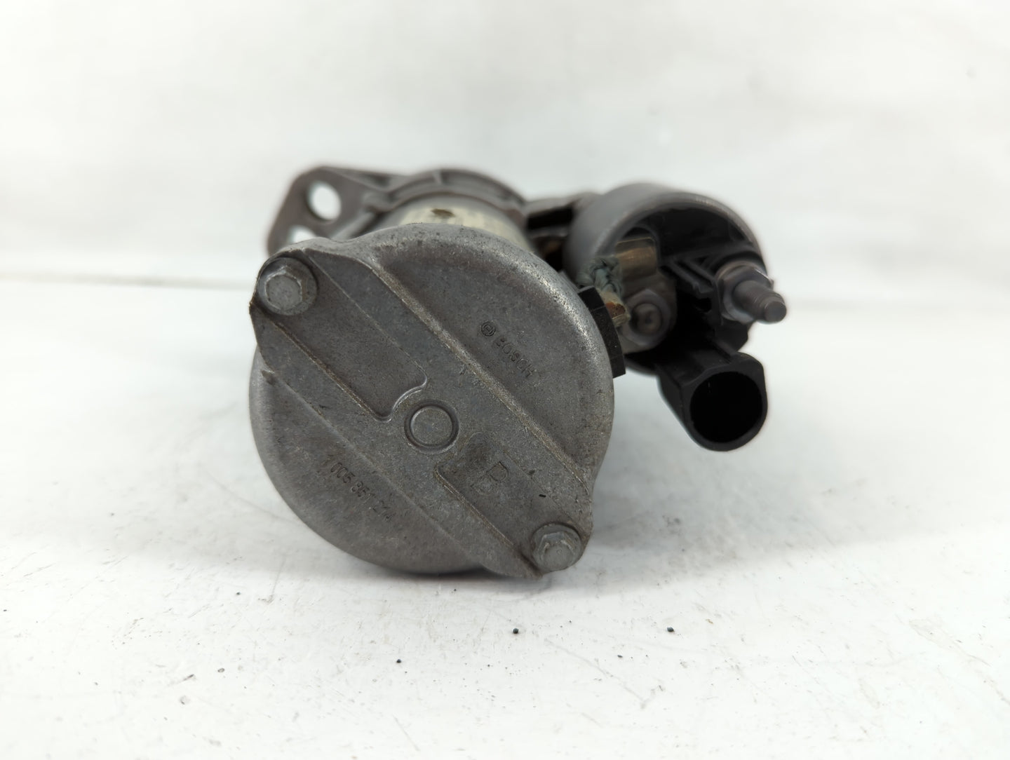 2018-2022 Volkswagen Tiguan Car Starter Motor Solenoid OEM P/N:02M 911 024 Q Fits Fits 2018 2019 2020 2021 2022 OEM Used Aut
