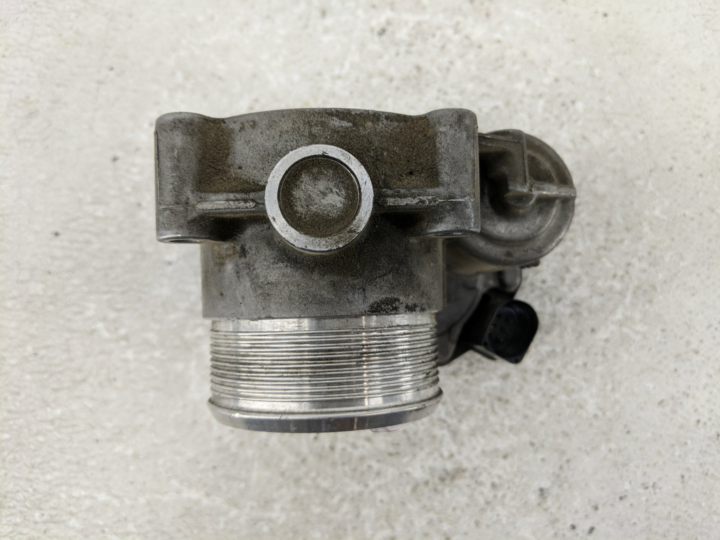 2009-2018 Volkswagen Tiguan Throttle Body P/N:06F 133 062 T 5Q0 614 517 CG Fits OEM Used Auto Parts - Oemusedautoparts1.com