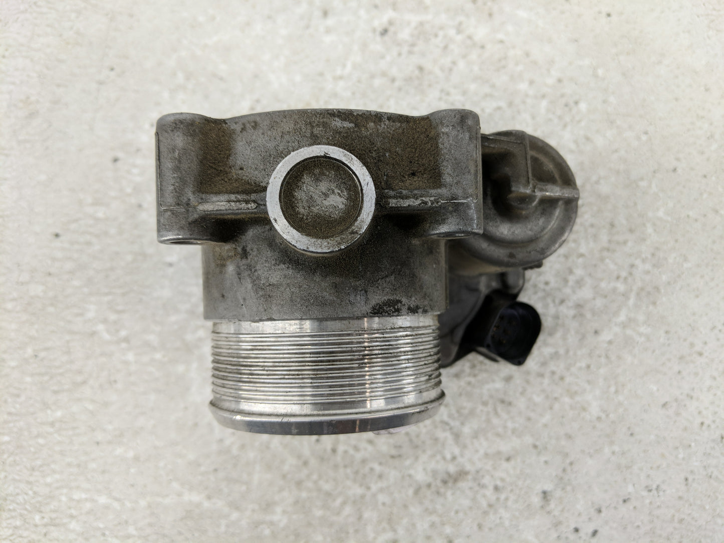 2009-2018 Volkswagen Tiguan Throttle Body P/N:06F 133 062 T 5Q0 614 517 CG Fits OEM Used Auto Parts - Oemusedautoparts1.com