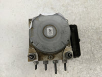 2009-2018 Volkswagen Tiguan Throttle Body P/N:5Q0 614 517 CG Fits OEM Used Auto Parts - Oemusedautoparts1.com