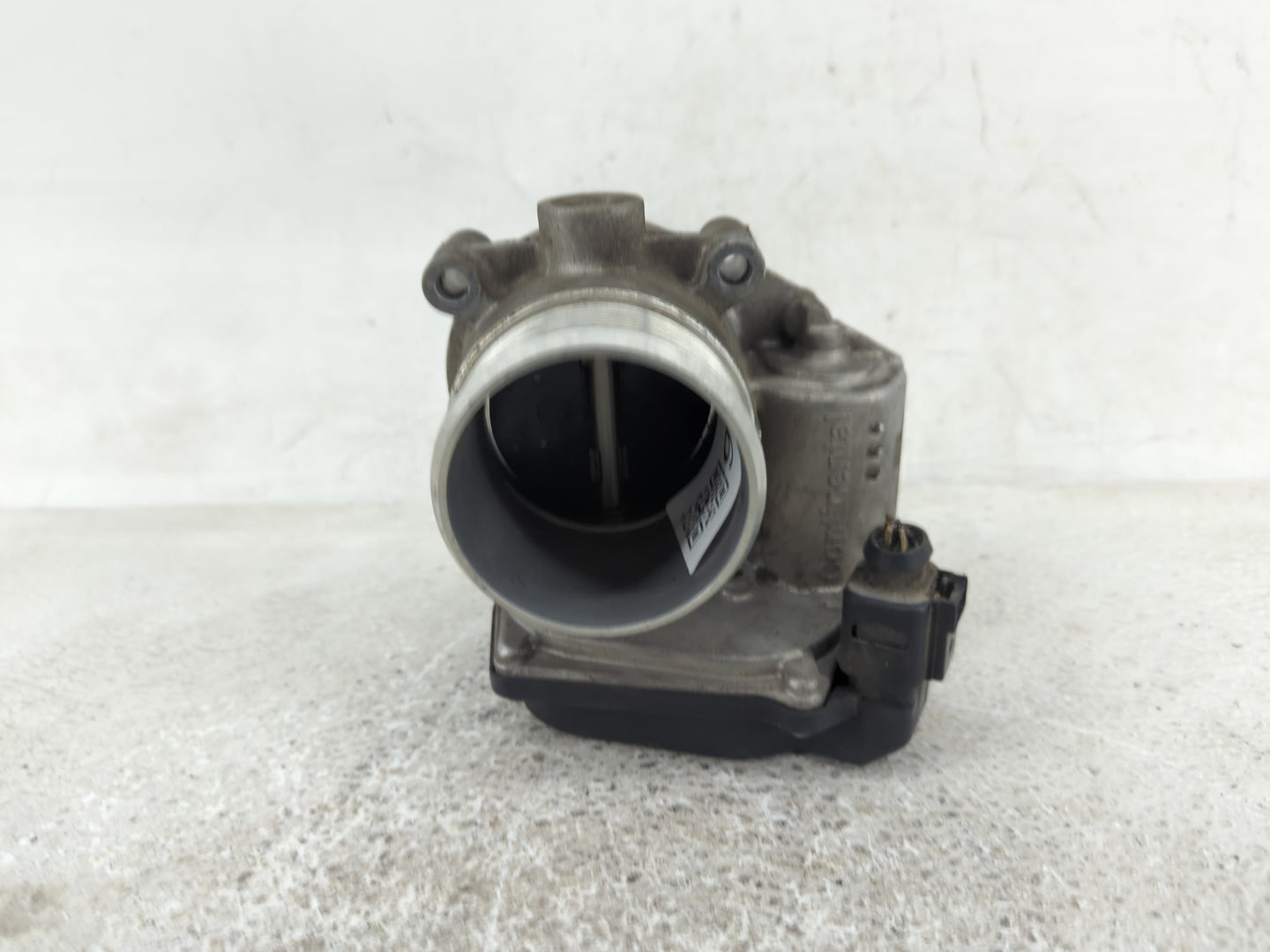 2009-2018 Volkswagen Tiguan Throttle Body P/N:5Q0 614 517 CG Fits OEM Used Auto Parts - Oemusedautoparts1.com