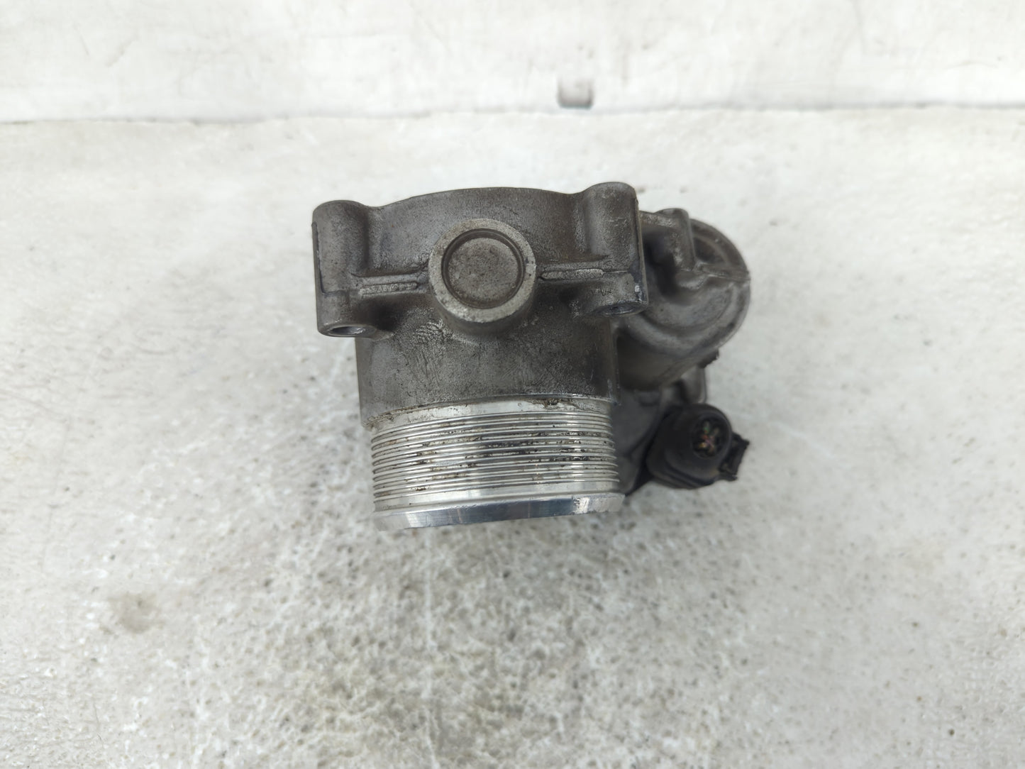 2009-2018 Volkswagen Tiguan Throttle Body P/N:5Q0 614 517 CG Fits OEM Used Auto Parts - Oemusedautoparts1.com