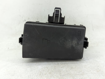 compare product 2018-2022 Volkswagen Tiguan Fusebox Fuse Box Panel Relay Module P/N:5Q0 907 361 D 5Q0 937 132 B Fits OEM Used Auto Parts