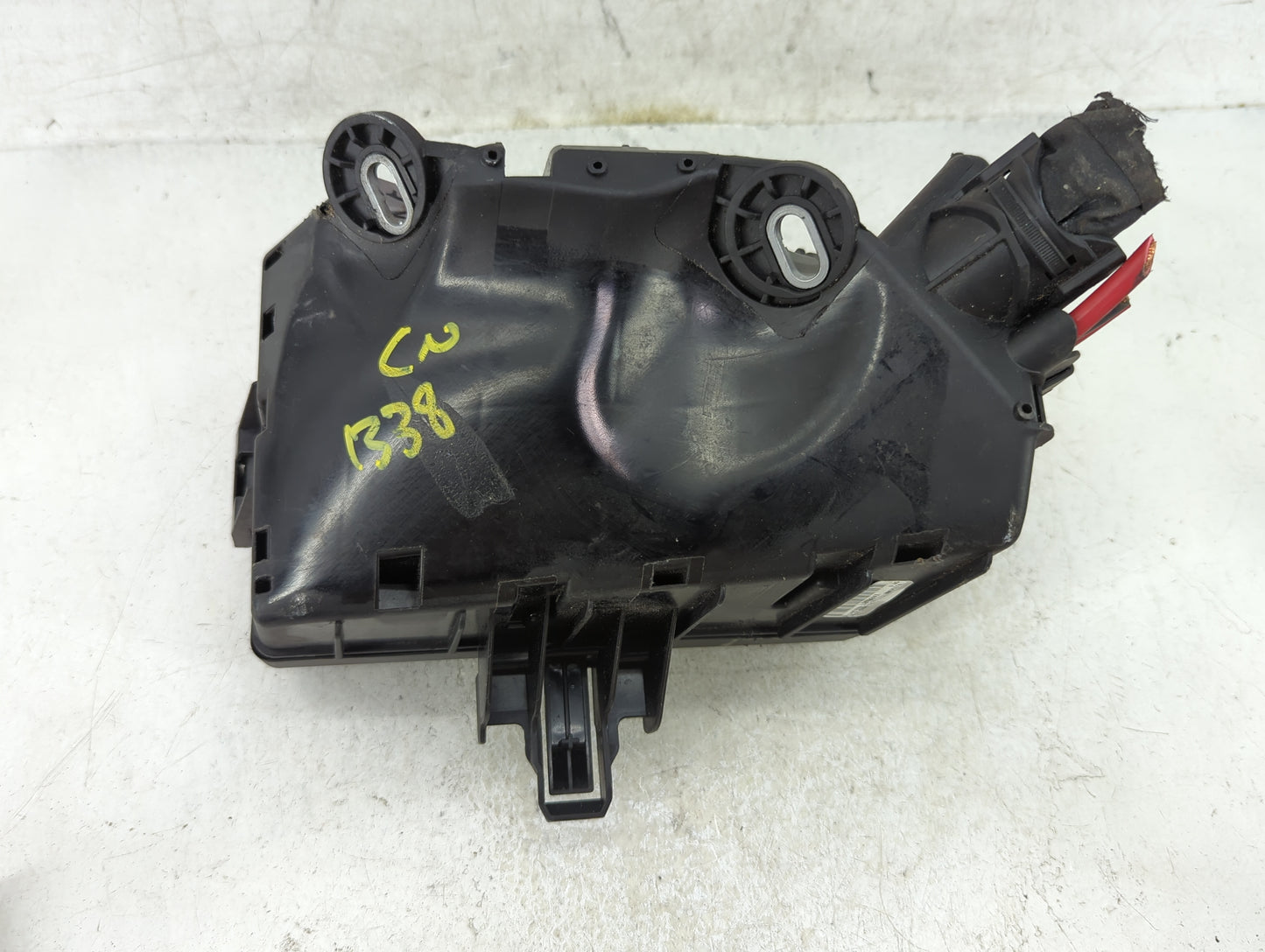 2018-2022 Volkswagen Tiguan Fusebox Fuse Box Panel Relay Module P/N:5Q0 907 361 D 5Q0 937 132 B Fits OEM Used Auto Parts - O
