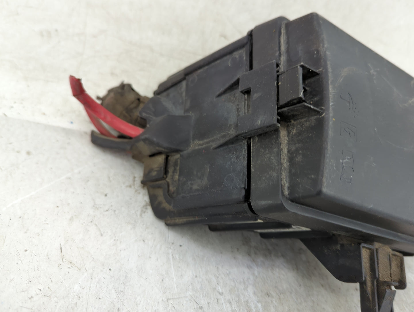 2018-2022 Volkswagen Tiguan Fusebox Fuse Box Panel Relay Module Fits Fits 2015 2016 2017 2018 2019 2020 2021 2022 OEM Used A