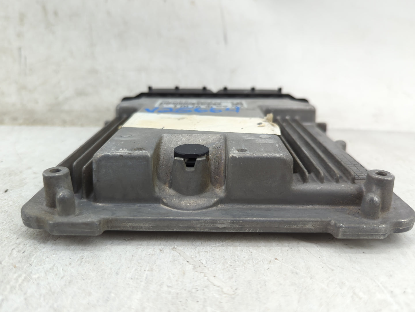 2018-2020 Volkswagen Tiguan PCM Engine Control Computer ECU ECM PCU OEM P/N:06L907309B Fits Fits 2018 2019 2020 OEM Used Aut