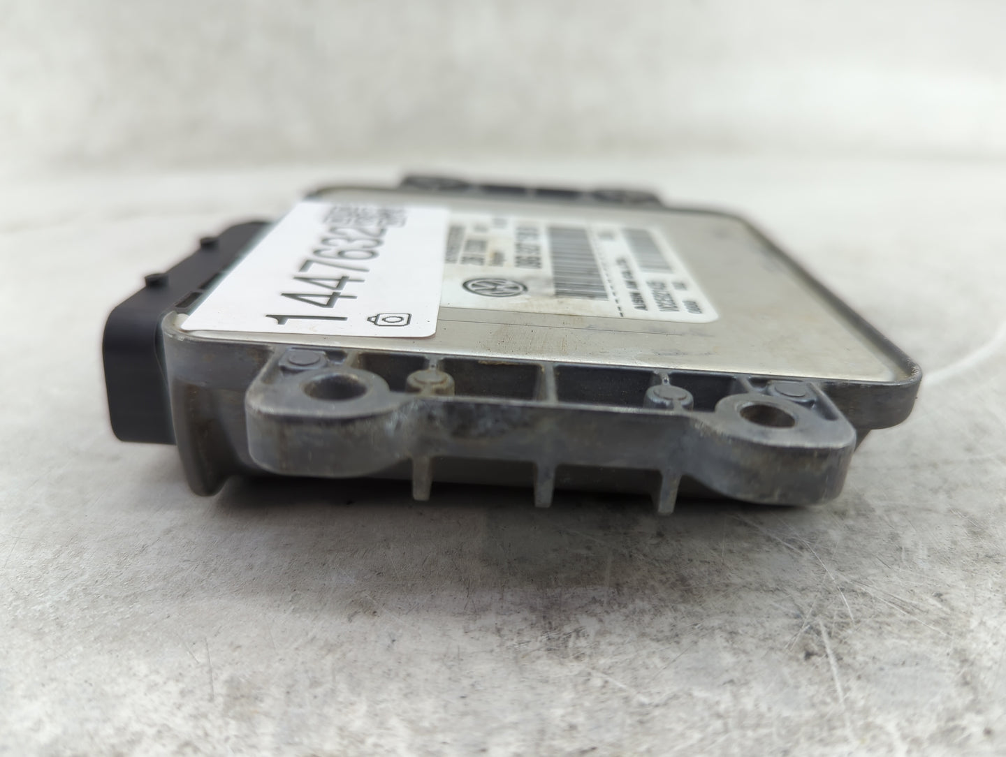 2018-2020 Volkswagen Tiguan Transmission Control Module Tcu Tcm - Oemusedautoparts1.com