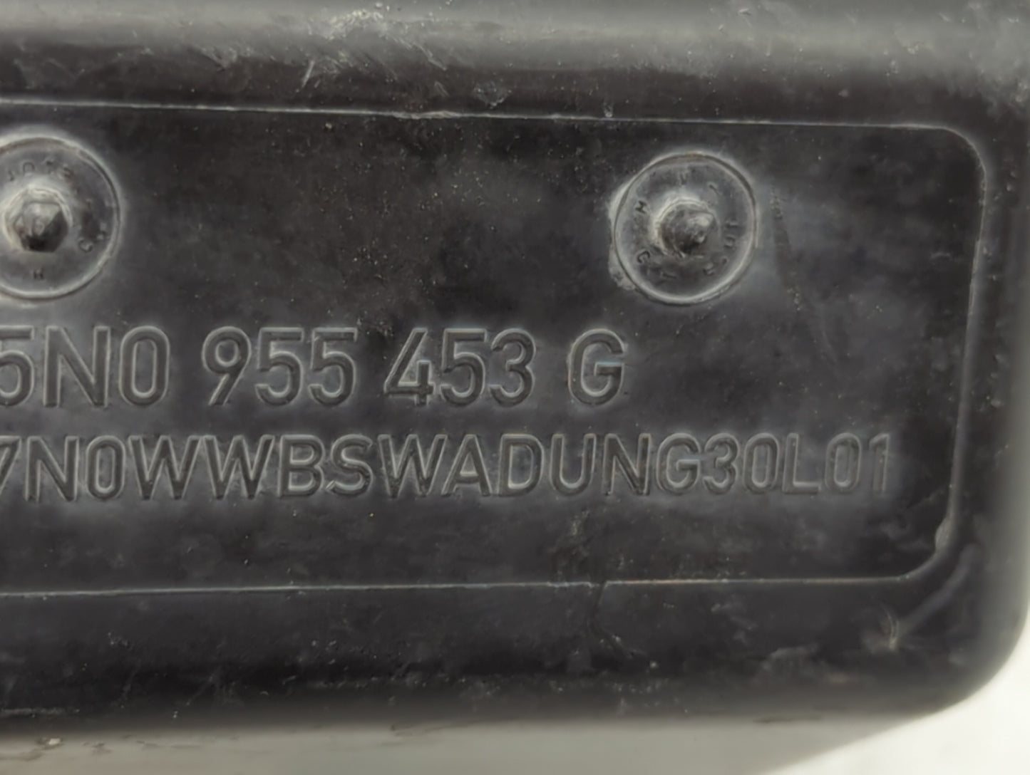 2018-2018 Volkswagen Tiguan Windshield Washer Fluid Reservoir Bottle Oem - Oemusedautoparts1.com