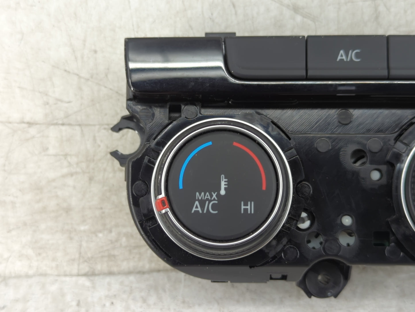 2018 Volkswagen Tiguan Climate Control Module Temperature AC/Heater Replacement P/N:5NN 907 426 Fits OEM Used Auto Parts - O