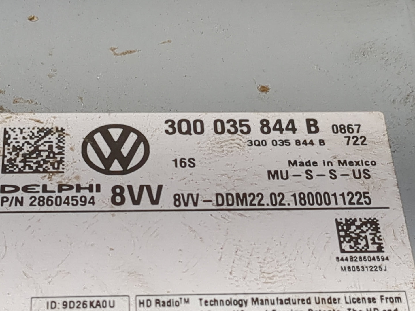 2018-2020 Volkswagen Tiguan Radio AM FM Cd Player Receiver Replacement P/N:3Q0035844B 28604594 Fits Fits 2018 2019 2020 OEM 