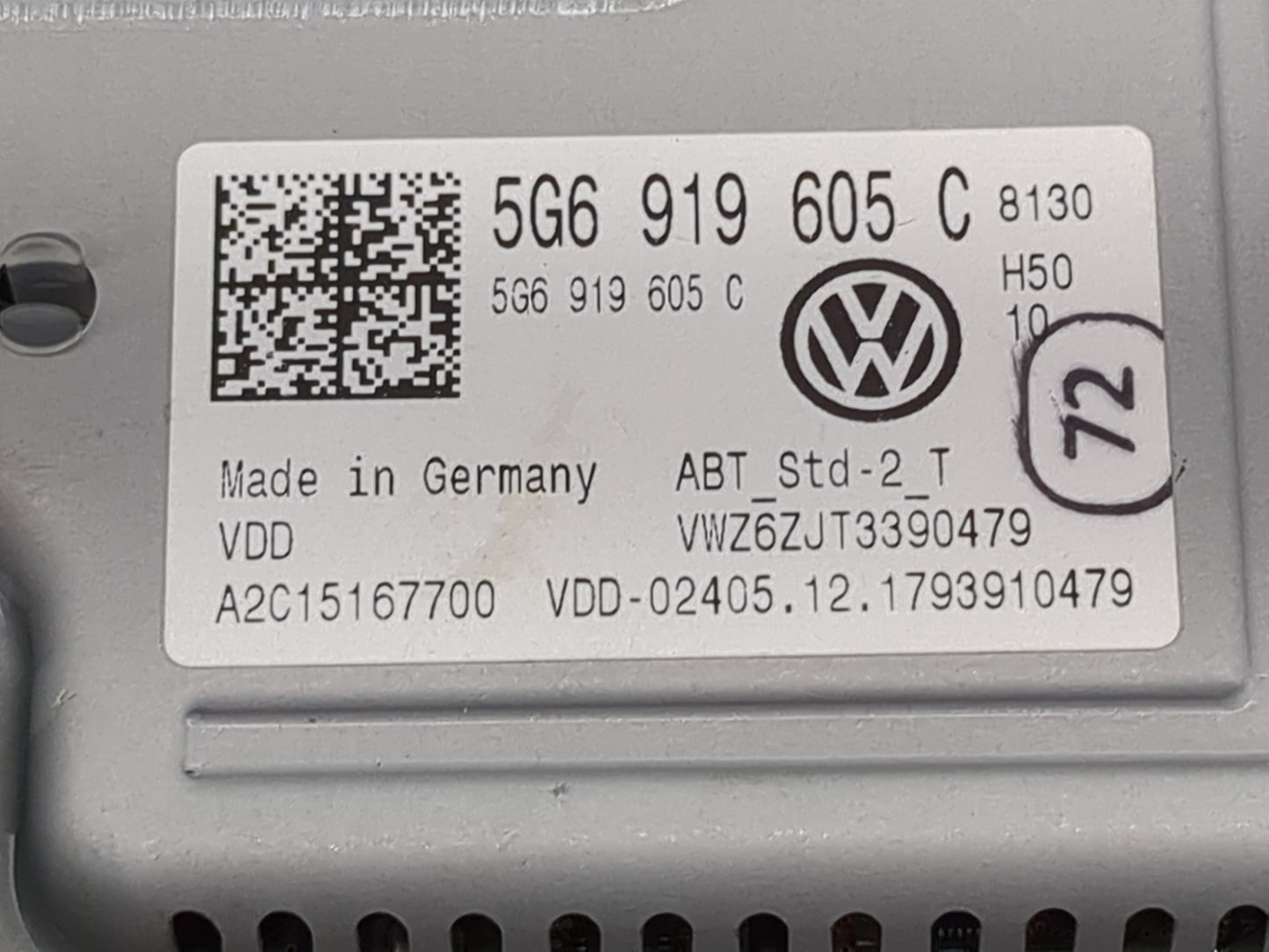 2018-2022 Volkswagen Tiguan Information Display Screen 1483501 - Oemusedautoparts1.com