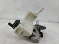 2009-2018 Volkswagen Tiguan Brake Master Cylinder 1499103 - Oemusedautoparts1.com