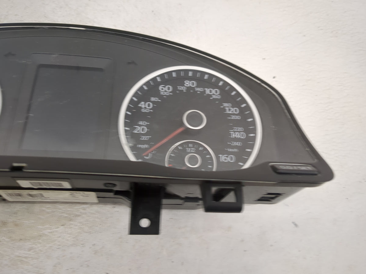 2017-2018 Volkswagen Tiguan Instrument Cluster Speedometer Gauges P/N:5N0.920.973.M 5N0920973M Miles: Fits Fits 2017 2018 OE