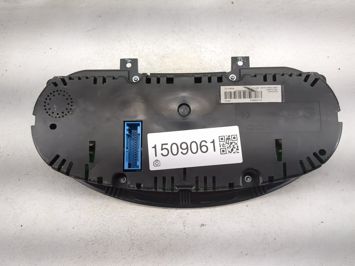 2017-2018 Volkswagen Tiguan Instrument Cluster Speedometer Gauges P/N:5N0.920.973.M 5N0920973M Miles: Fits Fits 2017 2018 OE