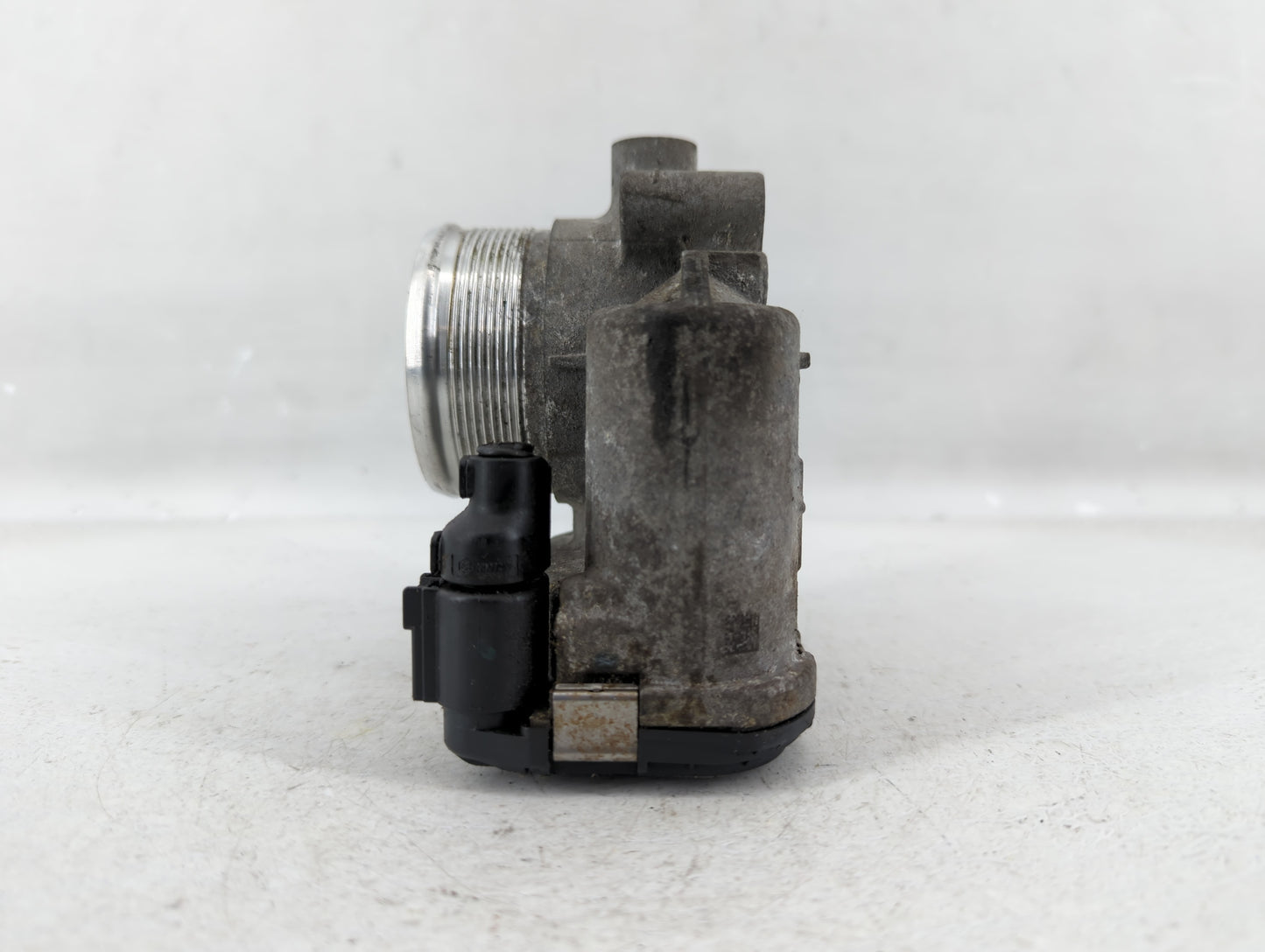 2018-2022 Volkswagen Tiguan Throttle Body P/N:0 028 750 734 06K 133062 AG Fits Fits 2018 2019 2020 2021 2022 OEM Used Auto P
