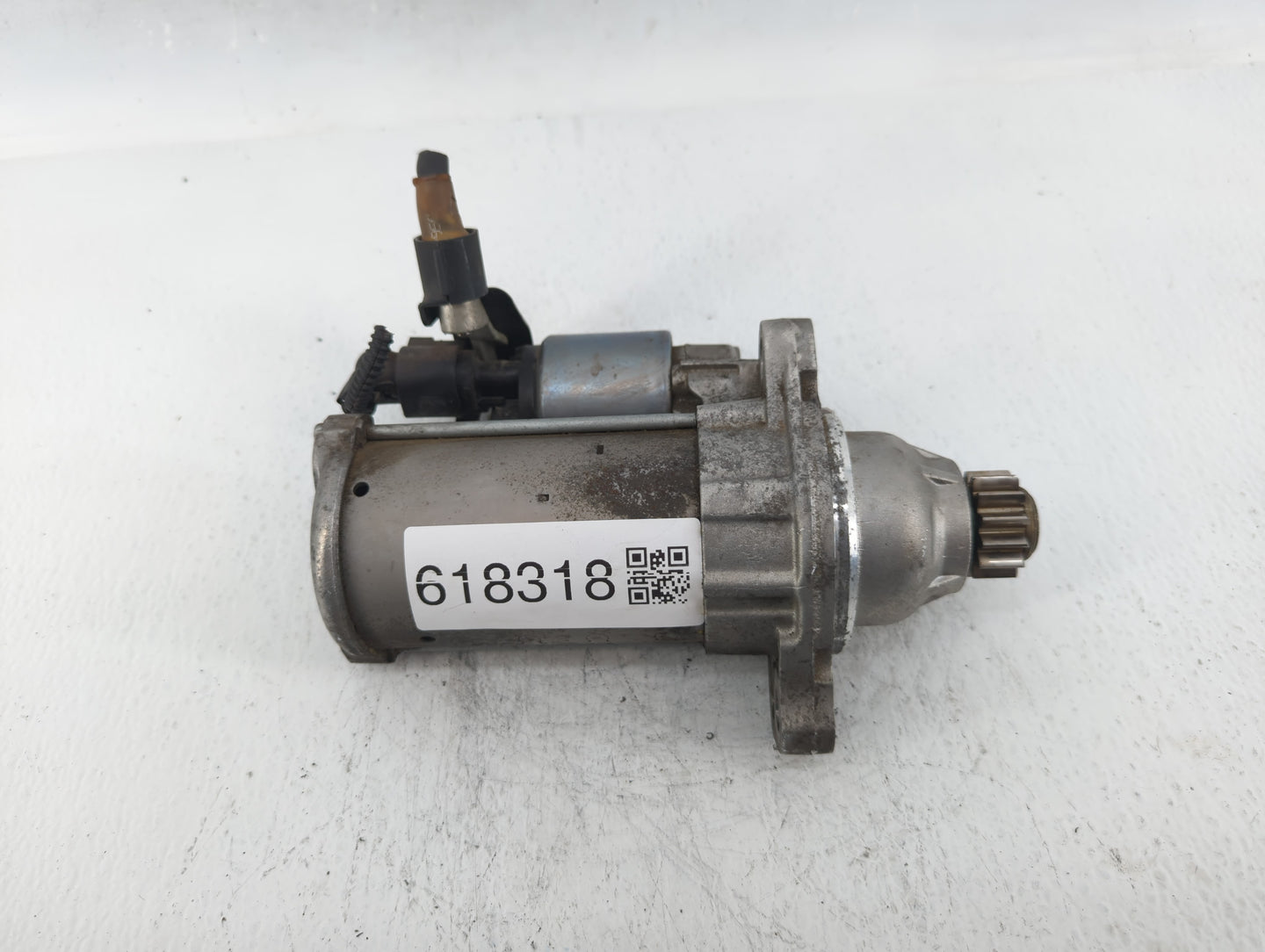 2018-2022 Volkswagen Tiguan Car Starter Motor Solenoid OEM P/N:02M 911 022 F Fits Fits 2018 2019 2020 2021 2022 OEM Used Aut