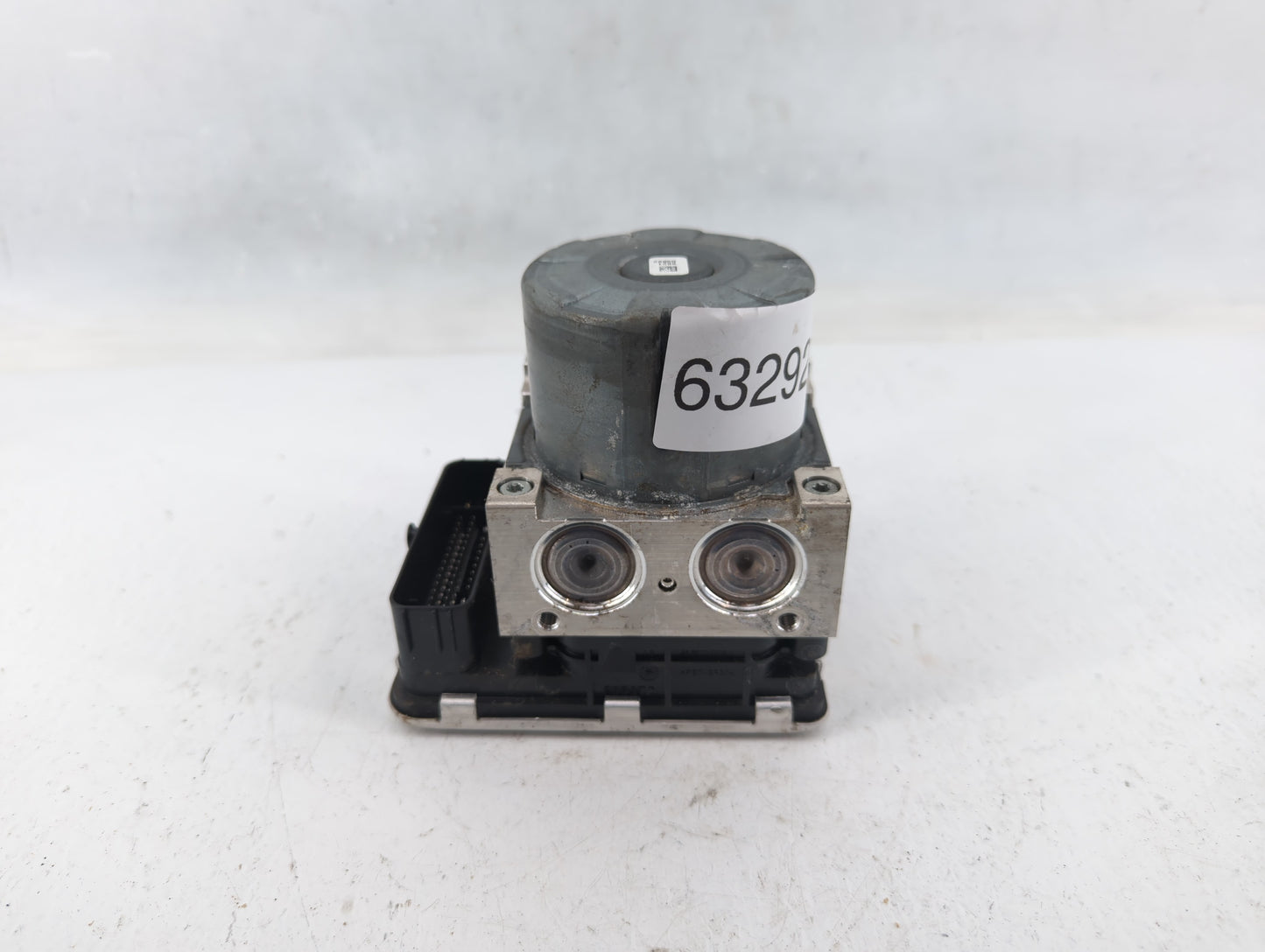 2018-2020 Volkswagen Tiguan ABS Pump Control Module Replacement P/N:5Q0 614 517 DT 5Q0 614 517 CF Fits Fits 2018 2019 2020 O