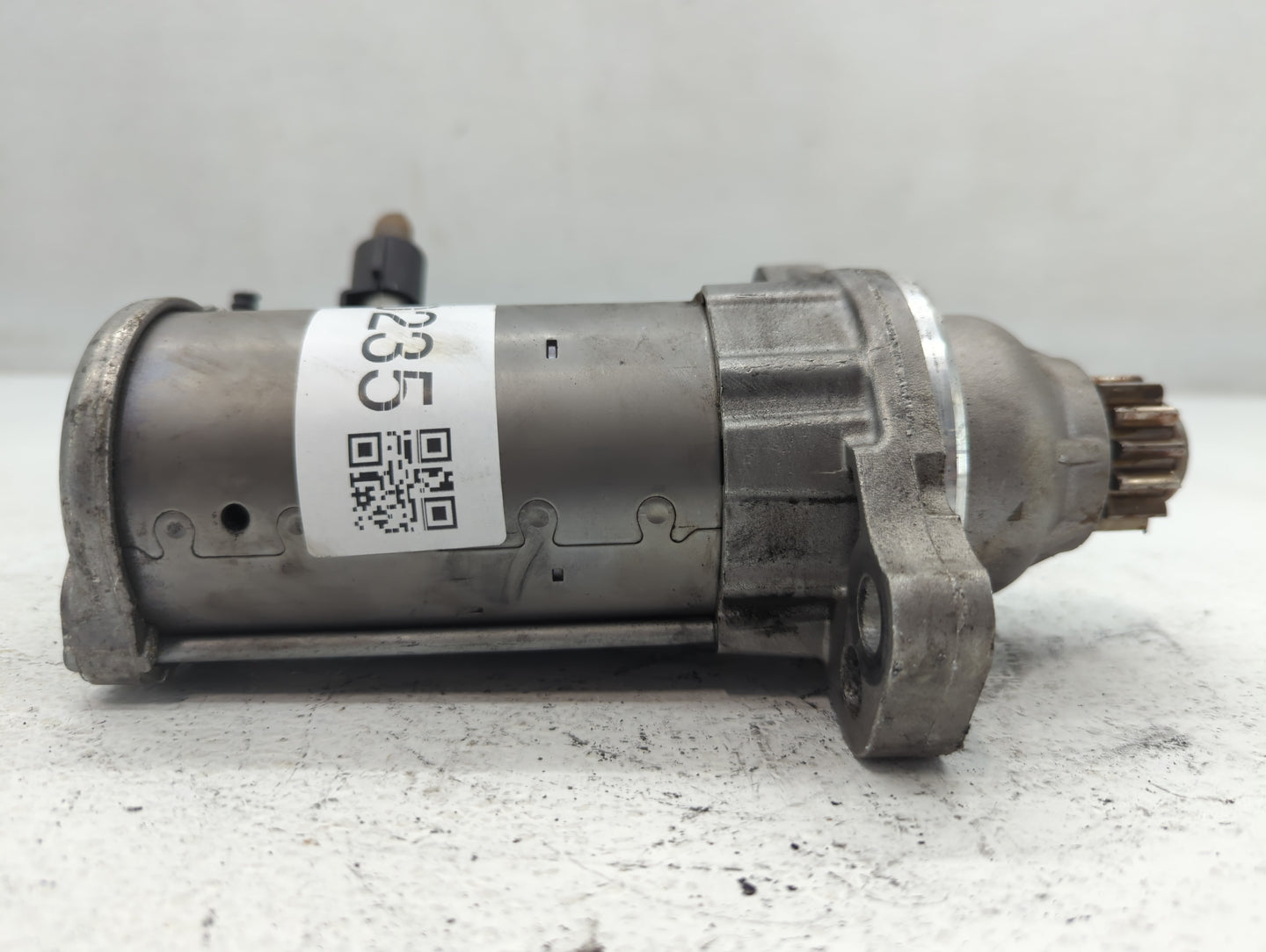 2018-2022 Volkswagen Tiguan Car Starter Motor Solenoid OEM P/N:02M 911 024 Q Fits Fits 2018 2019 2020 2021 2022 OEM Used Aut