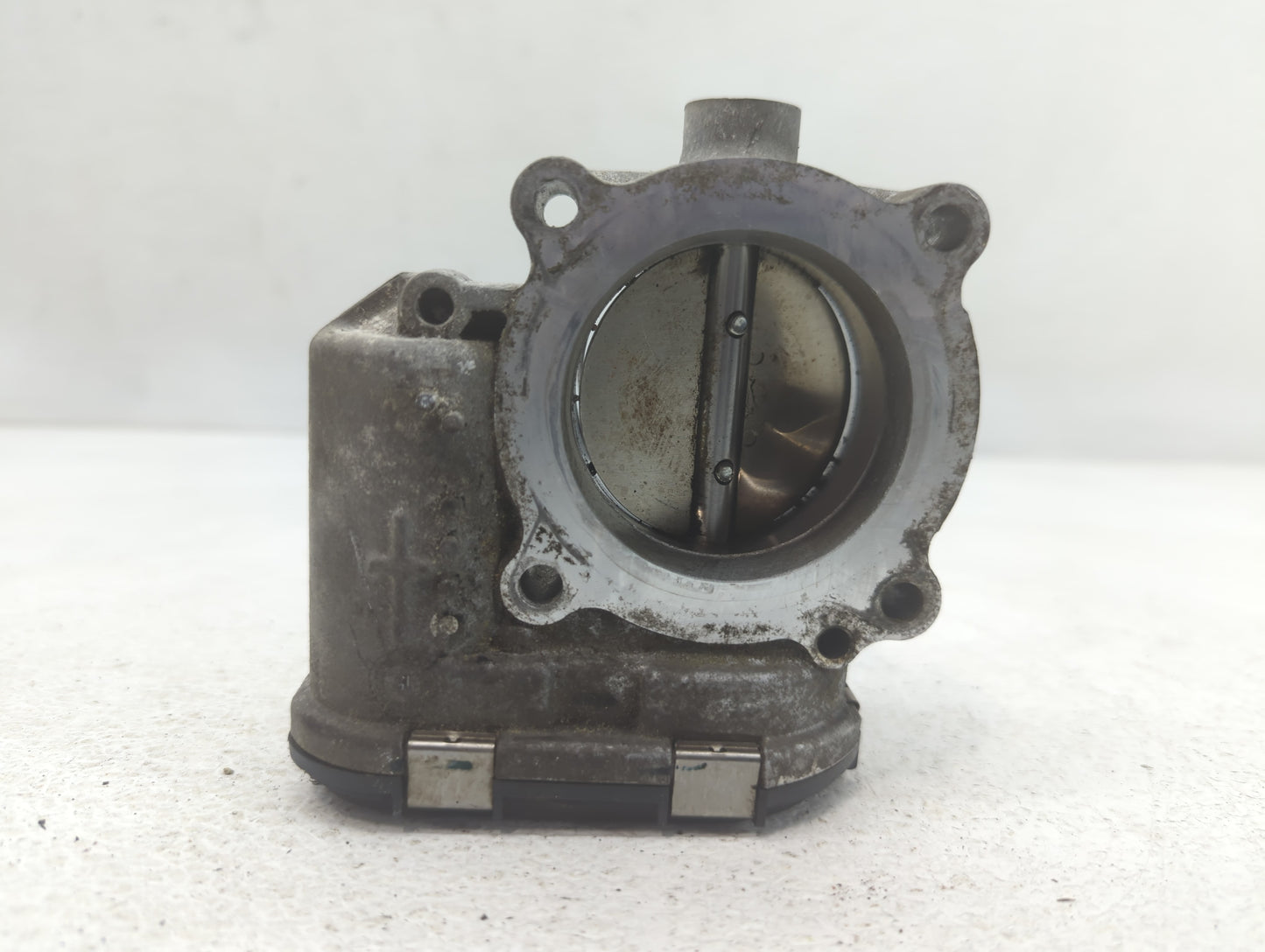2018-2022 Volkswagen Tiguan Throttle Body P/N:06K 133 062 AG Fits Fits 2018 2019 2020 2021 2022 OEM Used Auto Parts - Oemuse