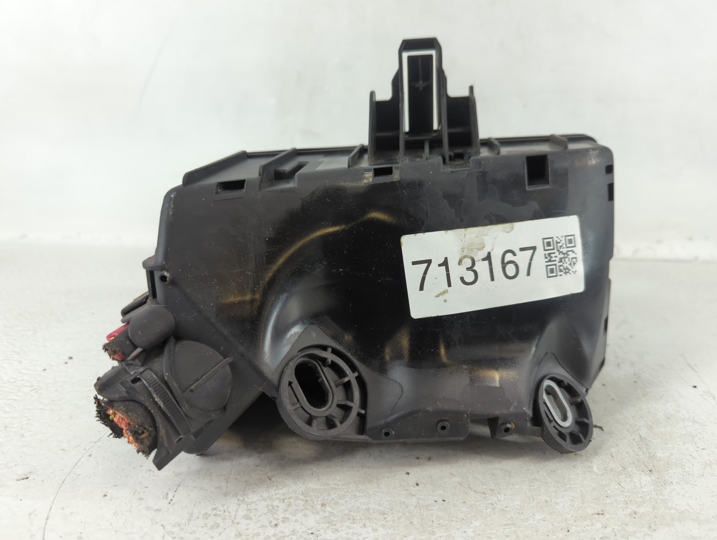 2012-2018 Volkswagen Tiguan Fusebox Fuse Box Panel Relay Module P/N:5Q0.907.361D 5Q0907361D Fits OEM Used Auto Parts - Oemus