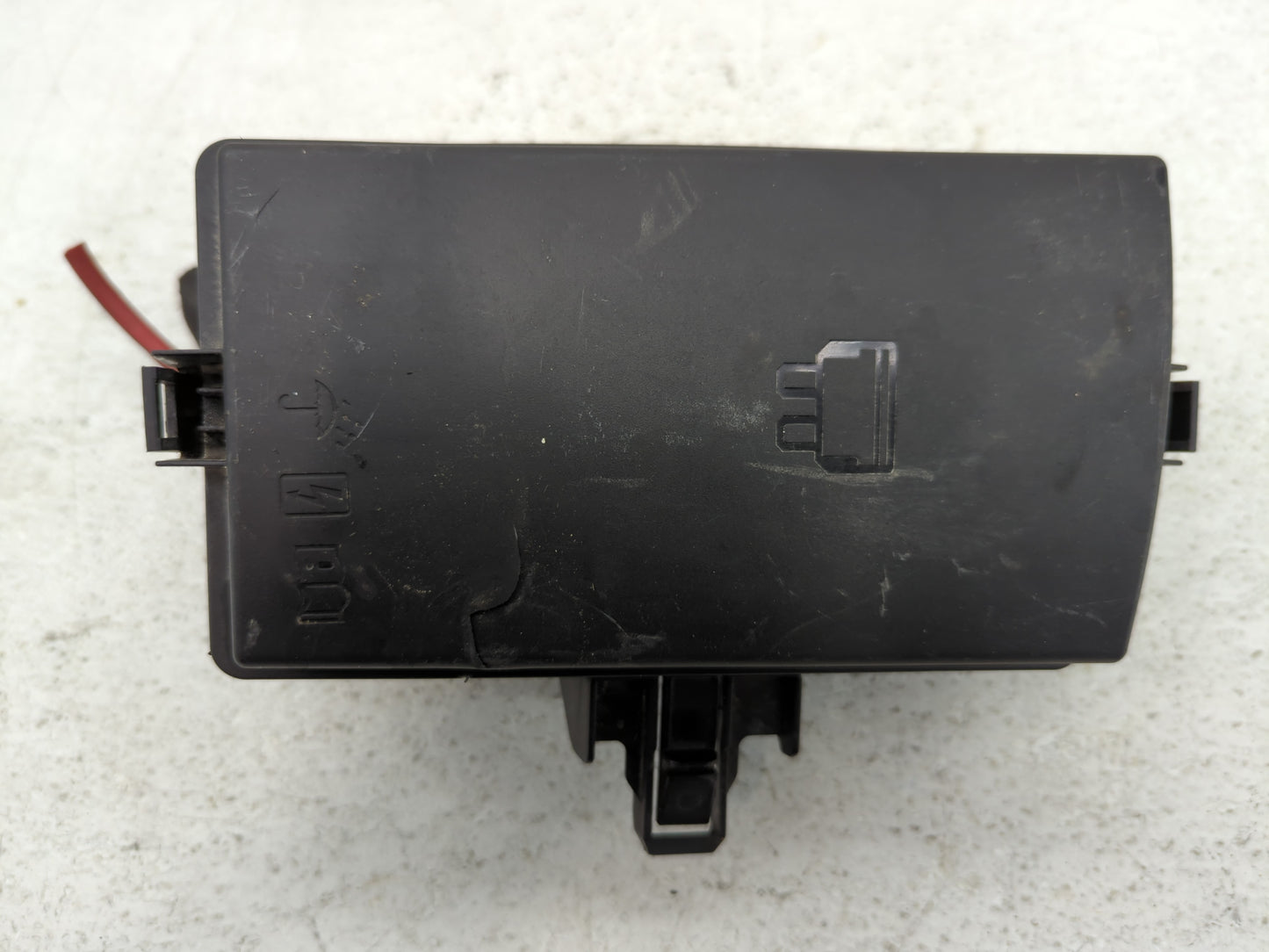 2018-2022 Volkswagen Tiguan Fusebox Fuse Box Panel Relay Module P/N:X400S02 Fits Fits 2015 2016 2017 2018 2019 2020 2021 202
