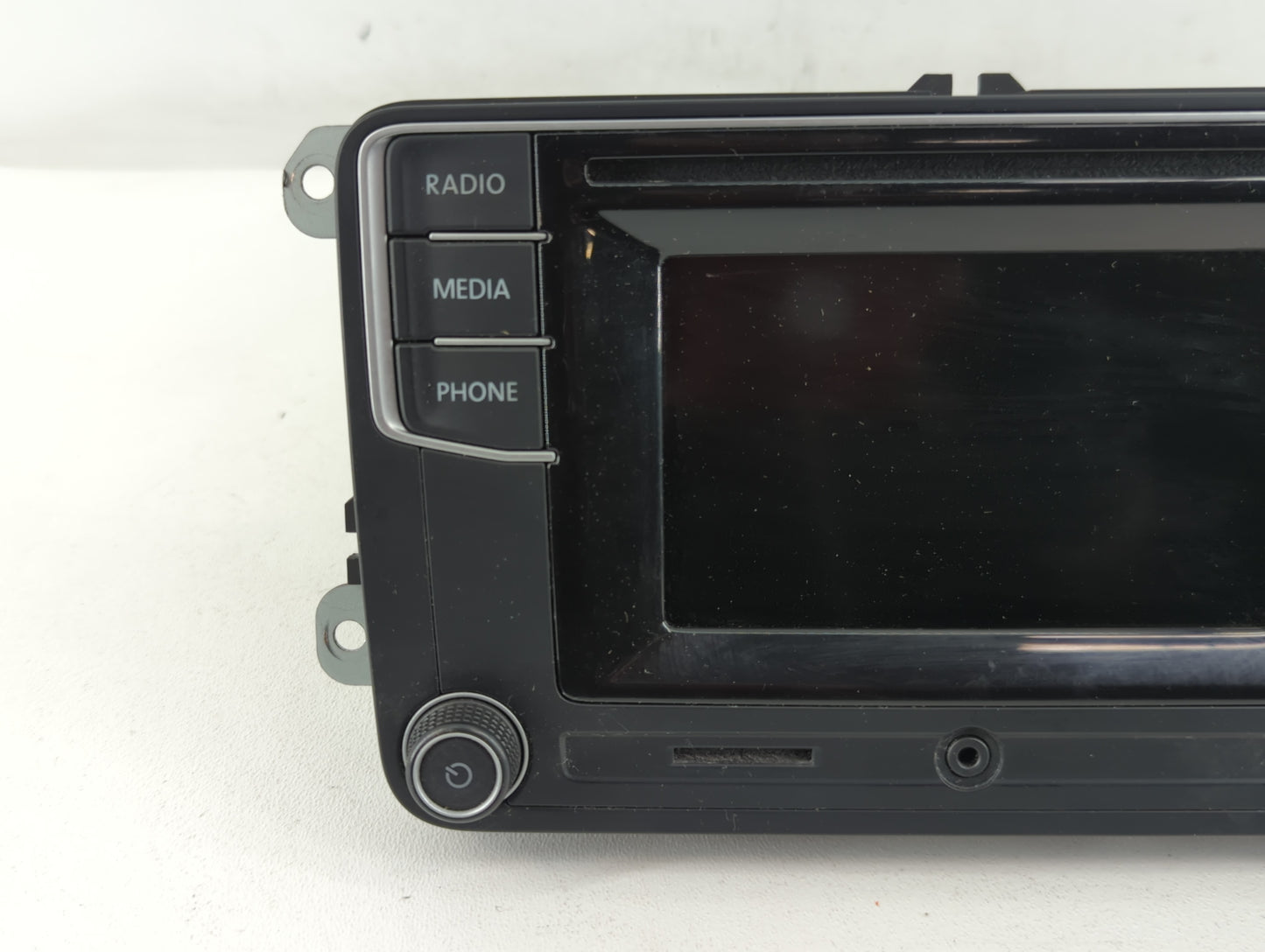 2018 Volkswagen Tiguan Radio AM FM Cd Player Receiver Replacement P/N:561 035 150 B Fits Fits 2019 OEM Used Auto Parts - Oem