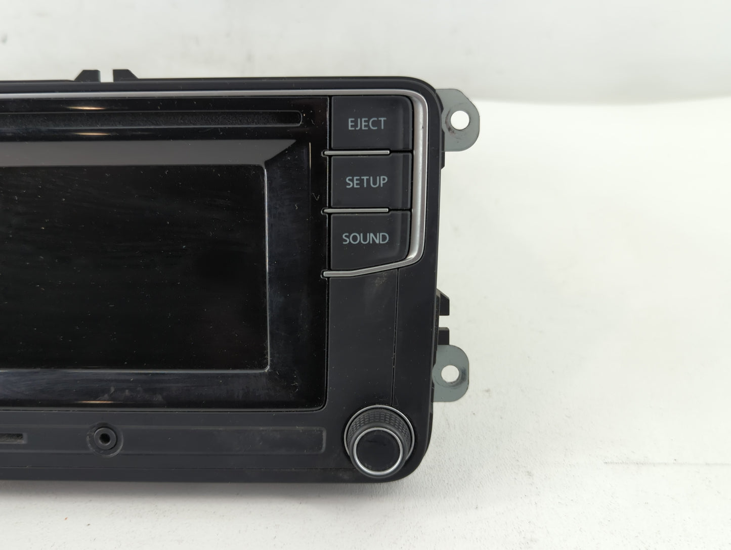 2018 Volkswagen Tiguan Radio AM FM Cd Player Receiver Replacement P/N:561 035 150 B Fits Fits 2019 OEM Used Auto Parts - Oem