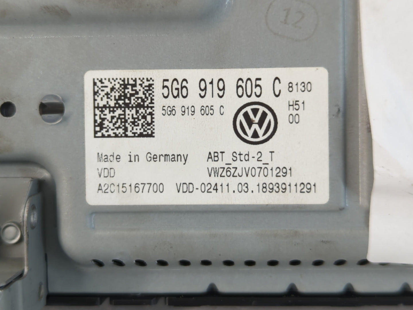 2018-2020 Volkswagen Tiguan Am Fm Cd Player Radio Receiver - Oemusedautoparts1.com