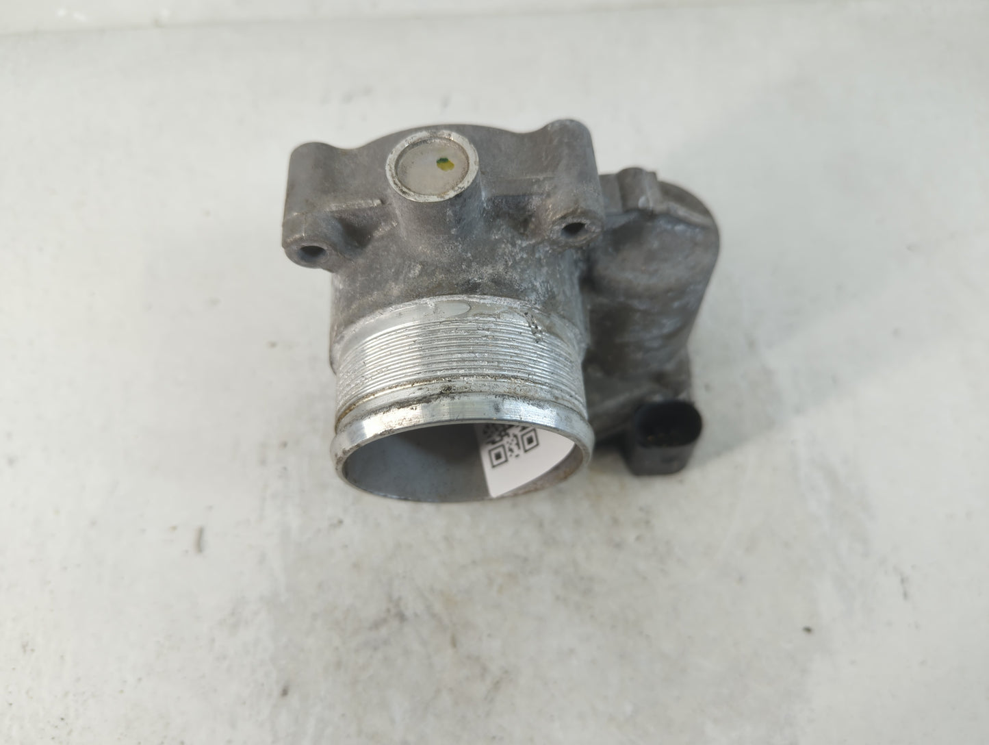 2018-2022 Volkswagen Tiguan Throttle Body P/N:06K 133 062 AG Fits Fits 2018 2019 2020 2021 2022 OEM Used Auto Parts - Oemuse