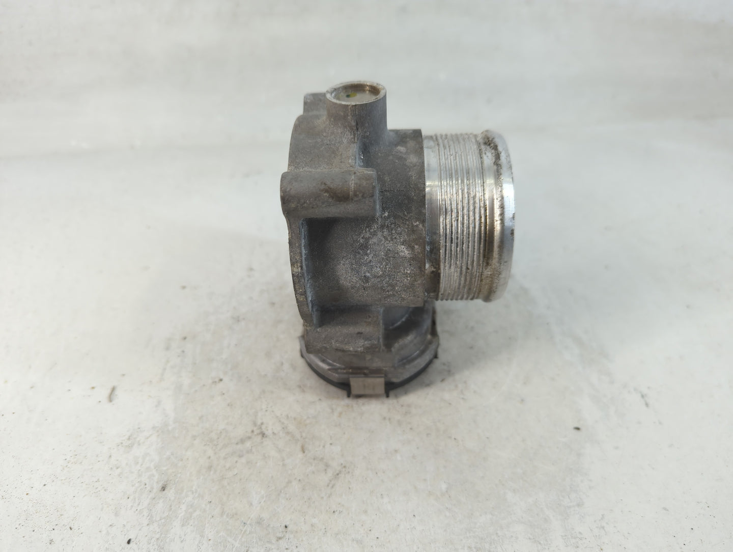 2018-2022 Volkswagen Tiguan Throttle Body P/N:06K 133 062 AG Fits Fits 2018 2019 2020 2021 2022 OEM Used Auto Parts - Oemuse