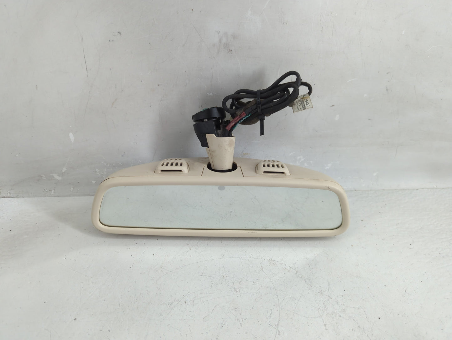 2018 Volvo Gle Interior Rear View Mirror Replacement OEM Fits Fits 2016 2017 2019 OEM Used Auto Parts - Oemusedautoparts1.co